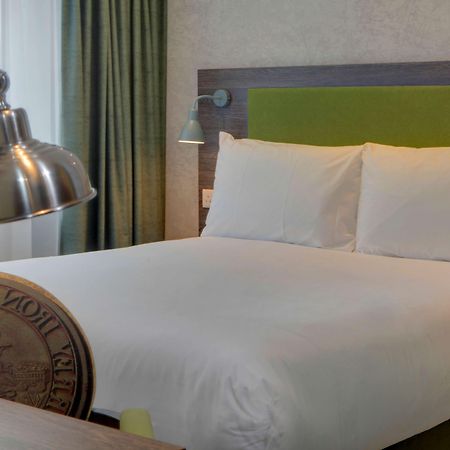 Best Western Plus London Croydon Aparthotel Bagian luar foto