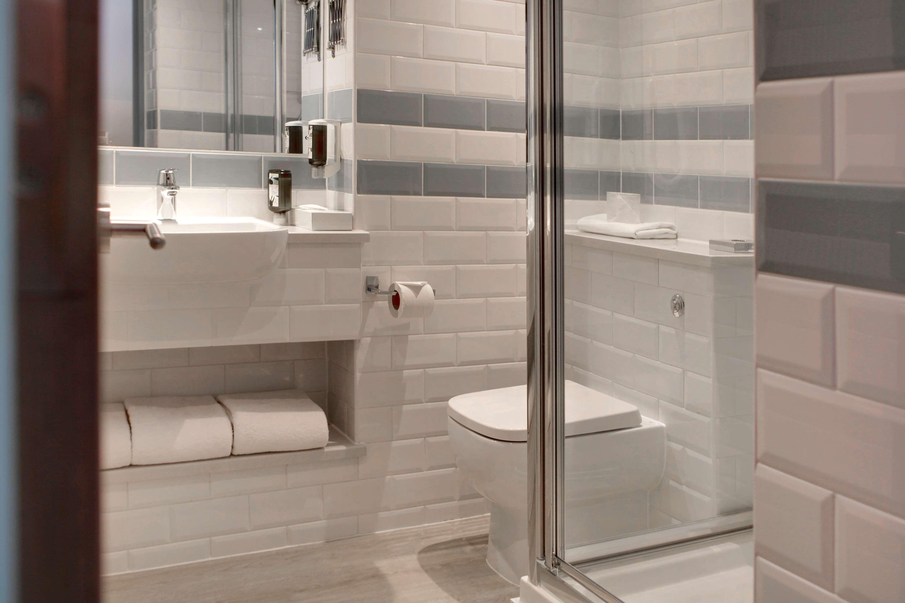 Best Western Plus London Croydon Aparthotel Bagian luar foto