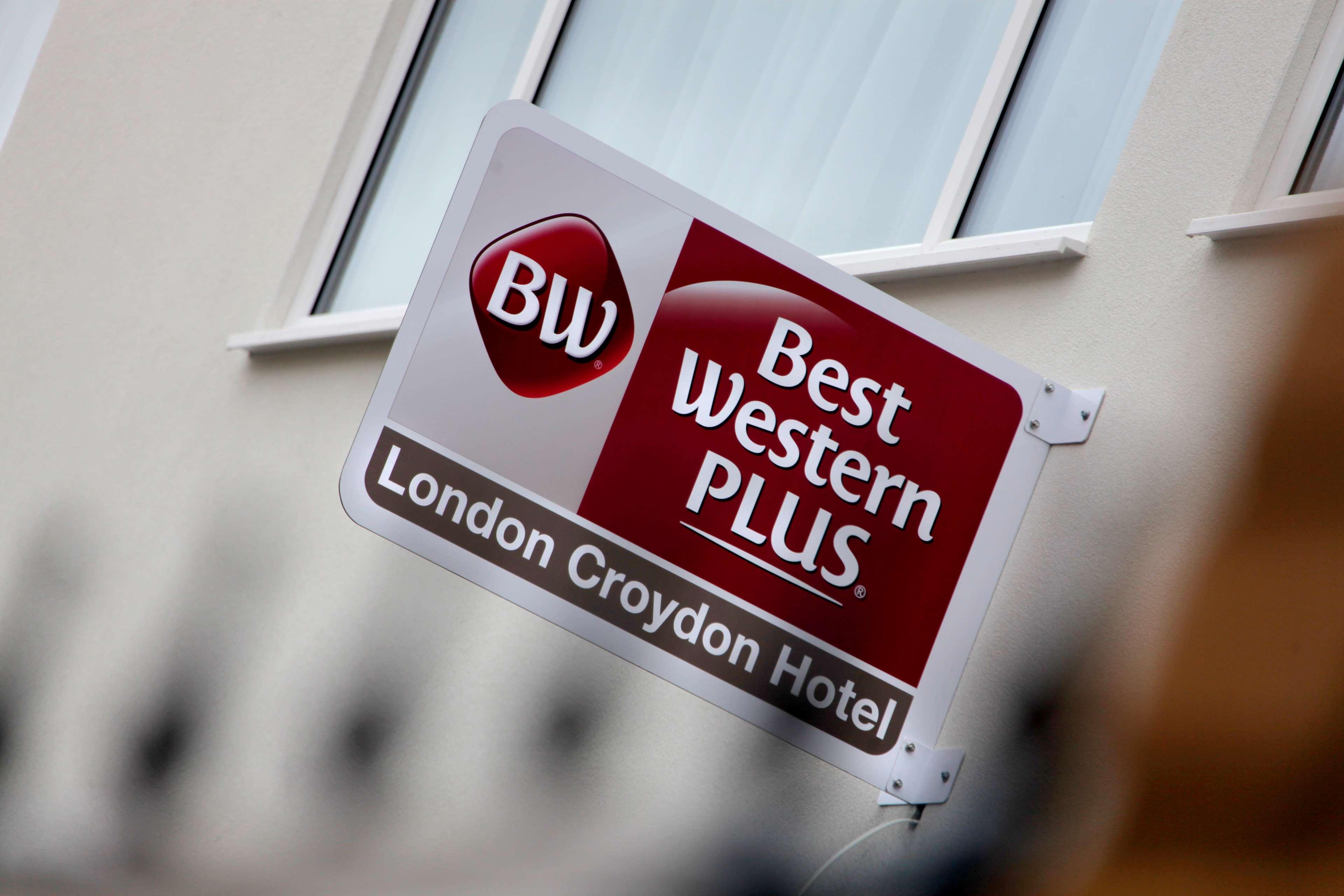 Best Western Plus London Croydon Aparthotel Bagian luar foto