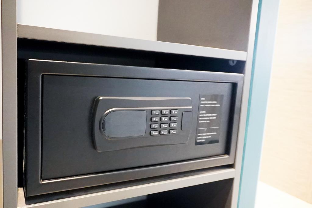 Best Western Plus London Croydon Aparthotel Bagian luar foto