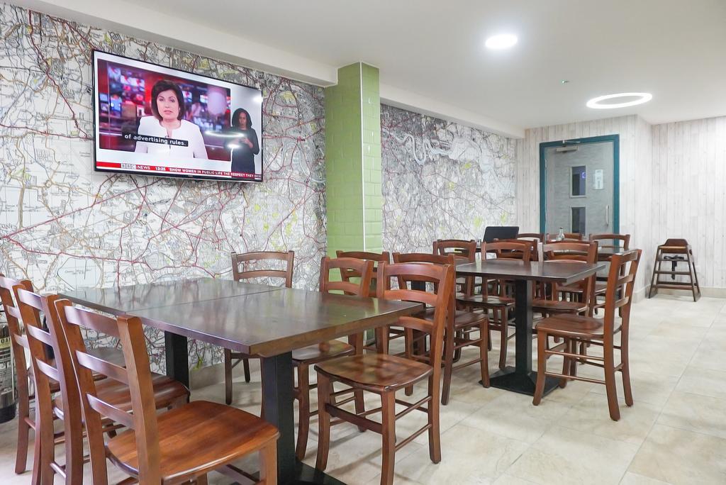 Best Western Plus London Croydon Aparthotel Bagian luar foto